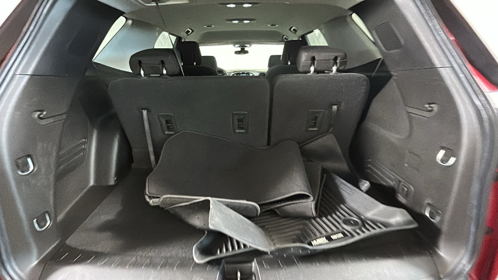 Used 2018 Chevrolet Traverse LT FWD image 36