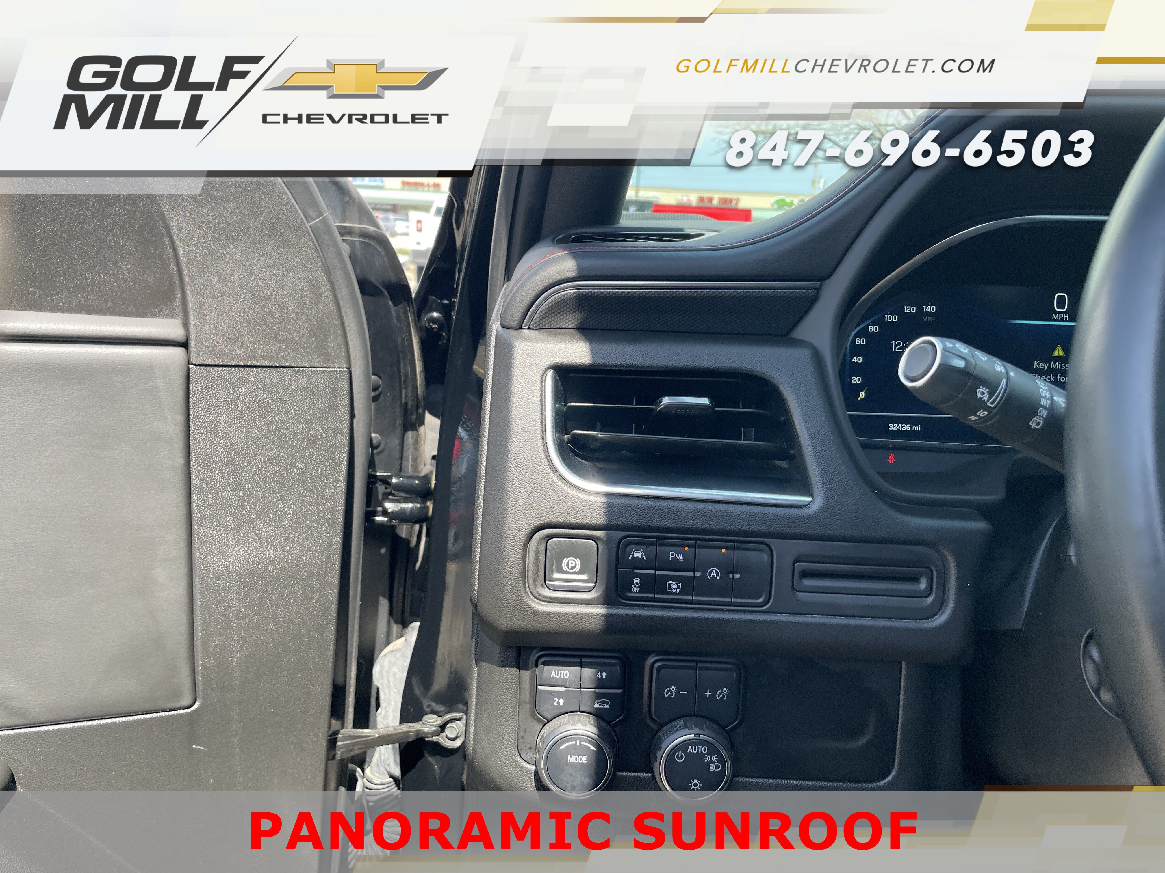 Used 2024 Chevrolet Suburban RST w/ Luxury Package AWD/4WD image 17