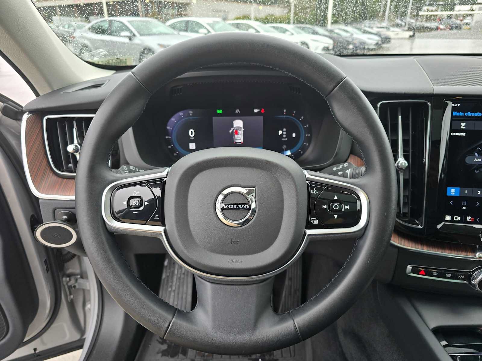 Used 2023 Volvo XC60 B5 Plus w/ Climate Package AWD/4WD image 24
