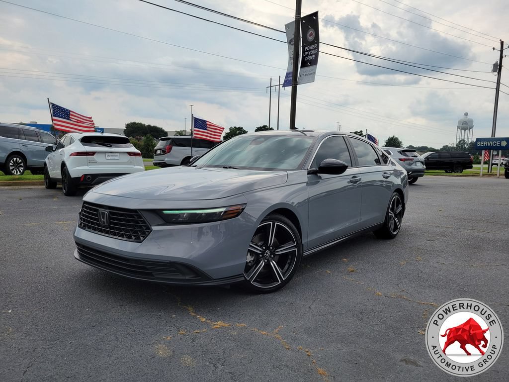 Used 2023 Honda Accord Sport image 1