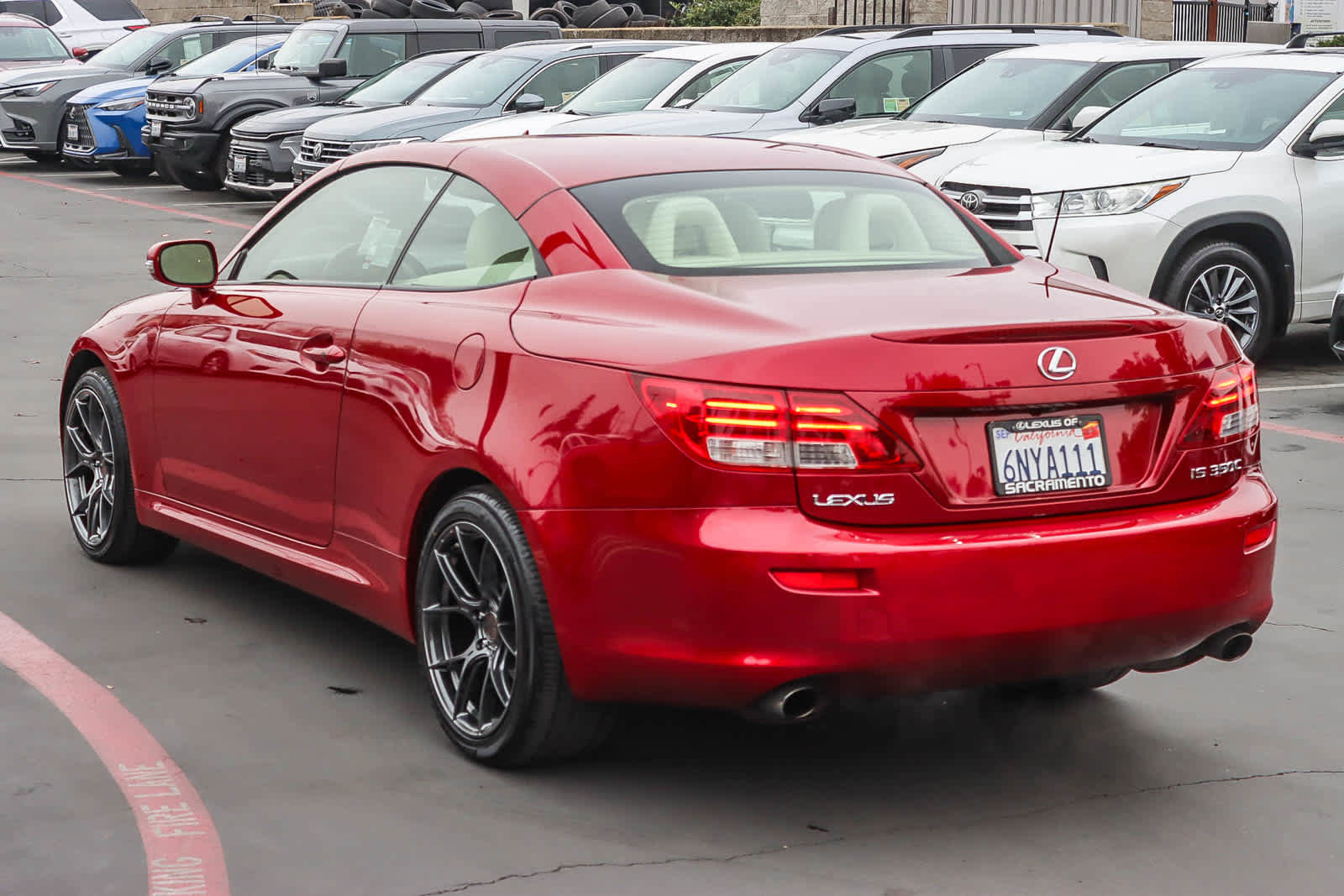 Used 2010 Lexus IS 350C image 2