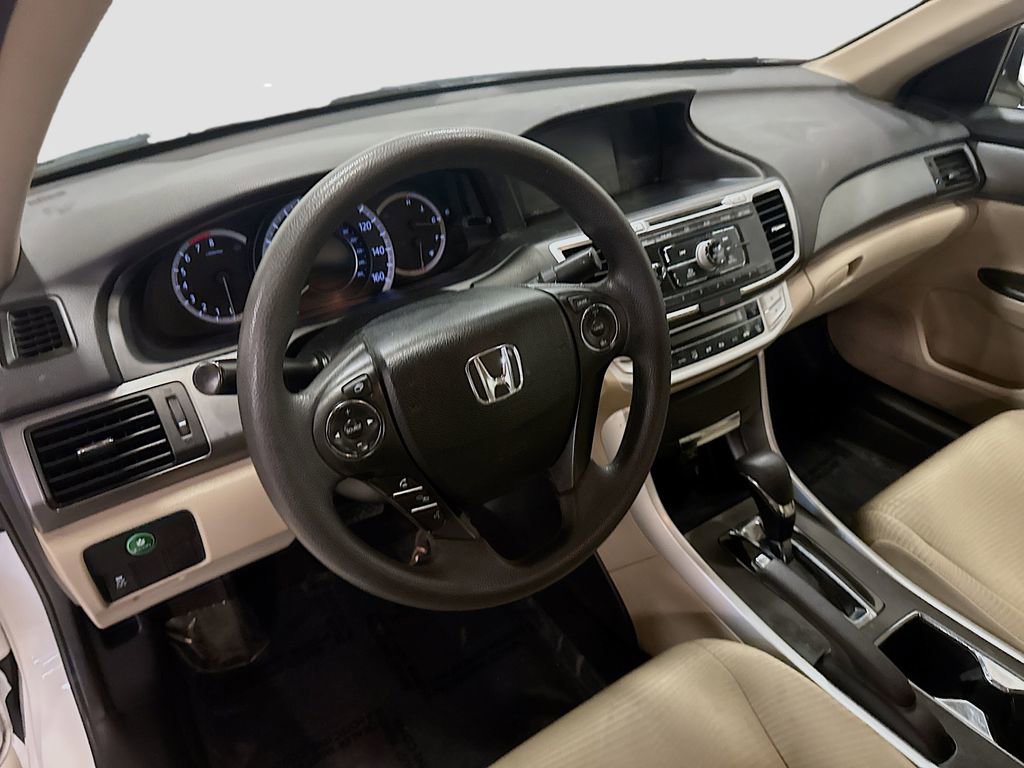 Used 2015 Honda Accord LX image 10