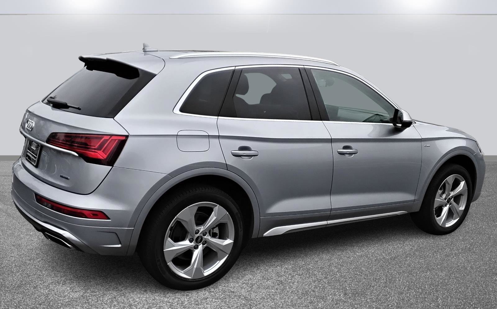 Used 2023 Audi Q5 2.0T Premium Plus w/ Premium Plus Package image 4