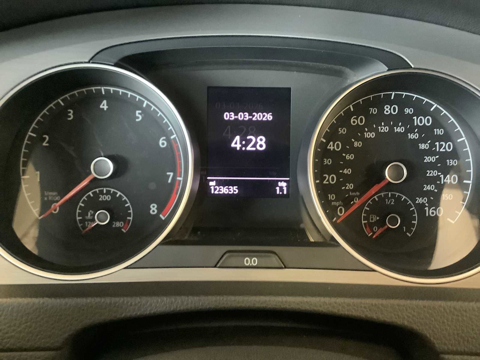 Used 2016 Volkswagen Golf S image 20