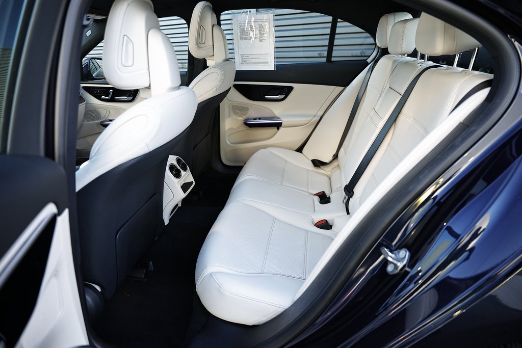 Used 2023 Mercedes-Benz C 300 4MATIC Sedan w/ Exclusive Trim Package image 28