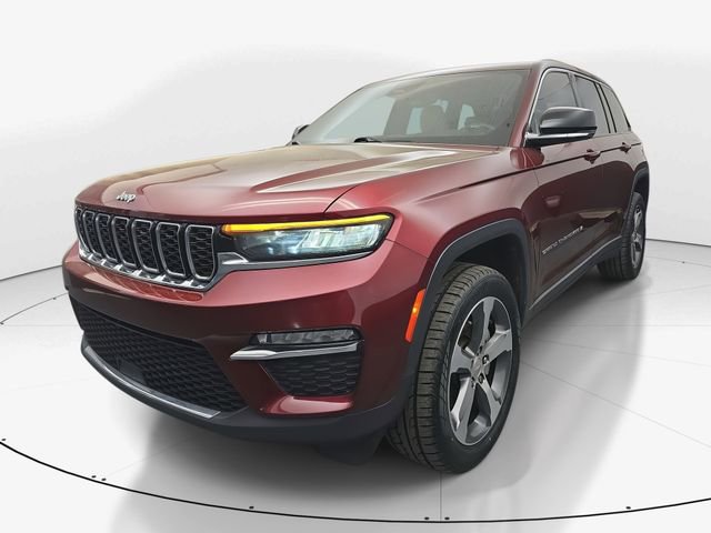 Used 2023 Jeep Grand Cherokee Limited w/ Trailer Tow Prep Group (B) image 5