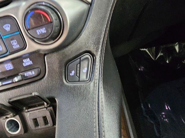 Used 2018 Chevrolet Suburban LT AWD/4WD image 16