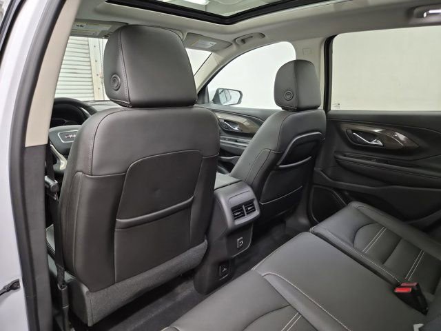 Used 2023 GMC Terrain Denali image 19