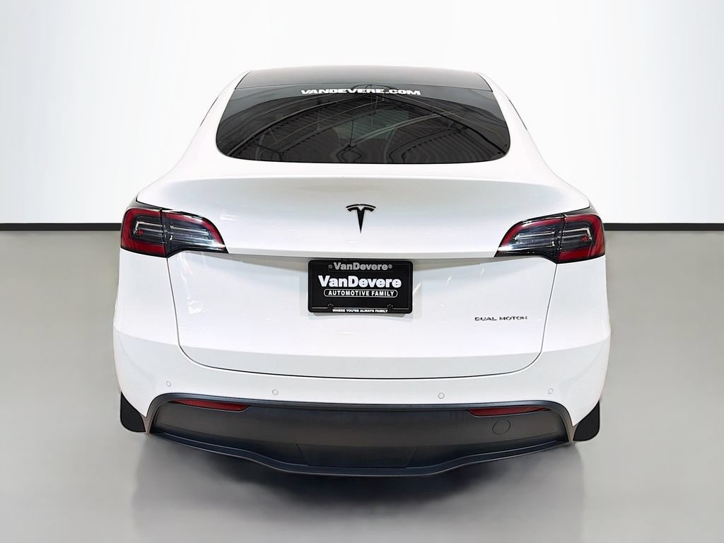 Used 2021 Tesla Model Y Long Range AWD/4WD image 7