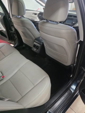 Used 2015 Toyota Avalon Limited w/ Technology Package FWD image 17