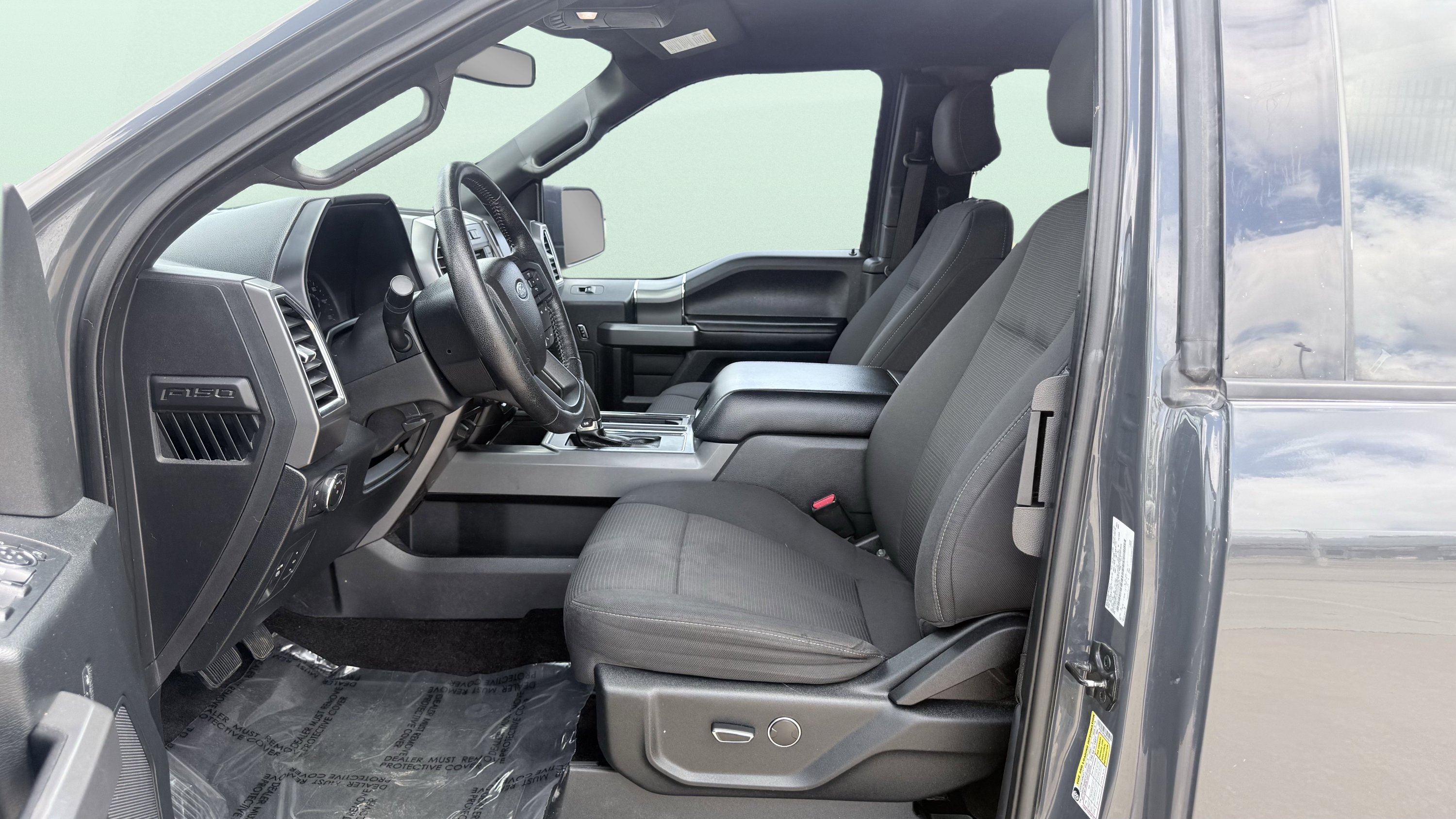 Used 2016 Ford F150 XLT w/ Equipment Group 301A Mid RWD image 19