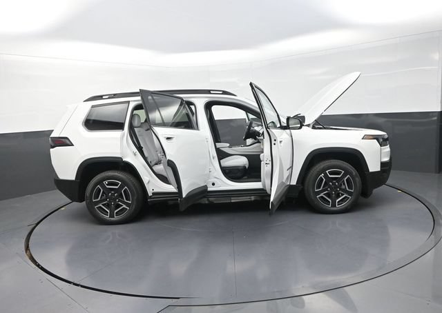 New 2026 Jeep Cherokee Limited AWD/4WD image 36
