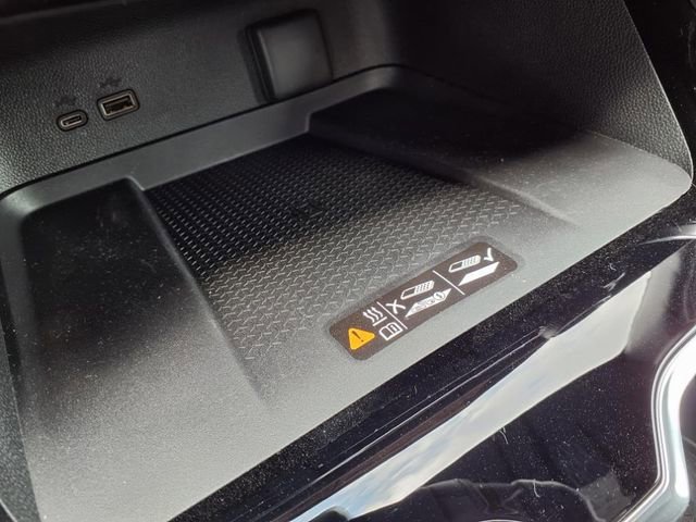 New 2025 Chevrolet Traverse LT w/ Sun and Wheel Package image 36