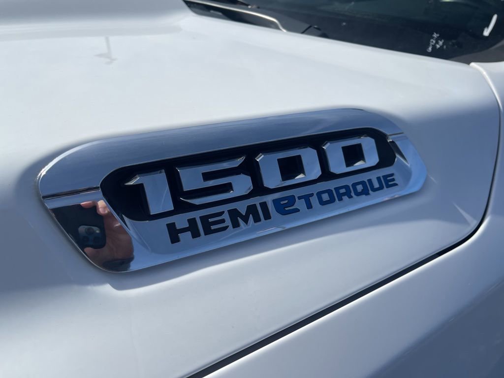 Used 2023 RAM 1500 Laramie image 12