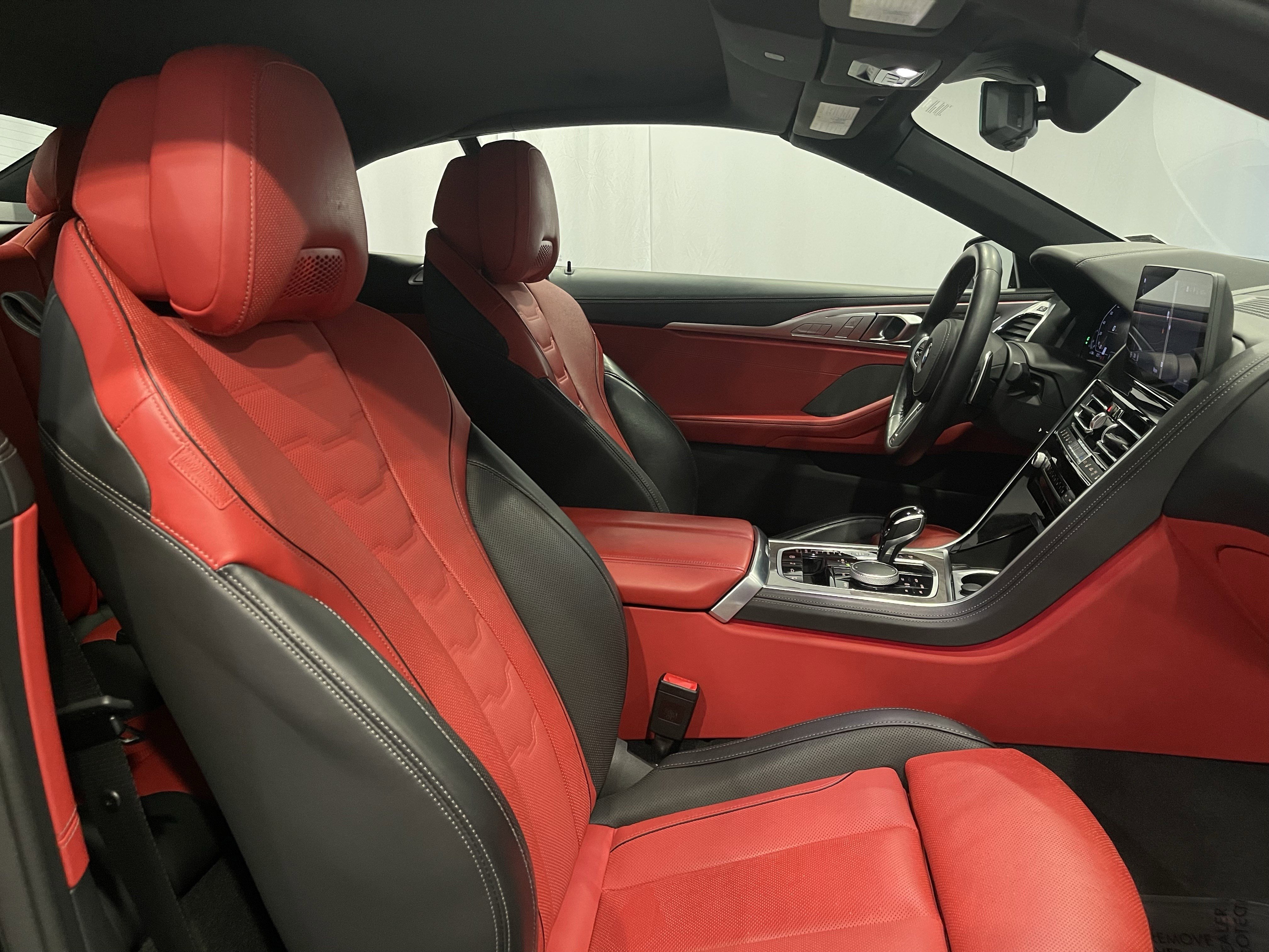 Used 2023 BMW M850i xDrive Convertible image 2