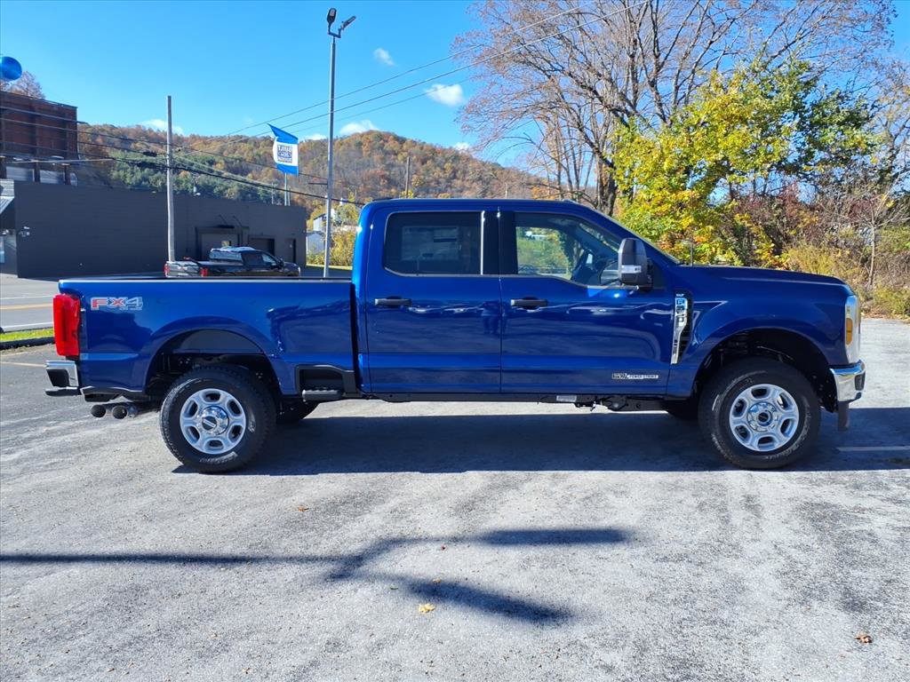 New 2026 Ford F350 XLT w/ FX4 Off-Road Package image 5