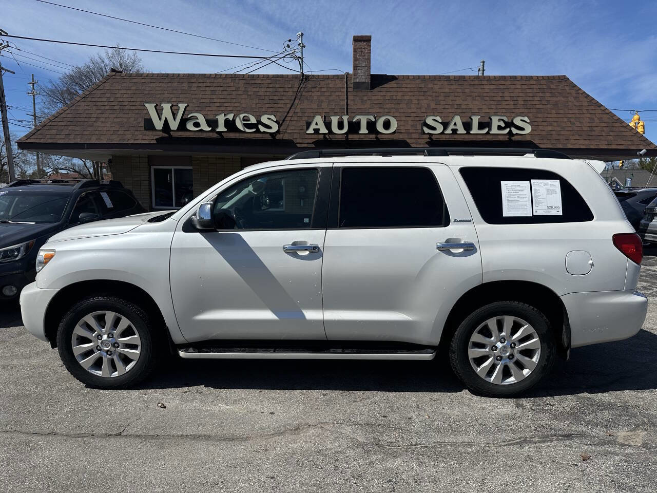 Used 2014 Toyota Sequoia Platinum AWD/4WD image 1