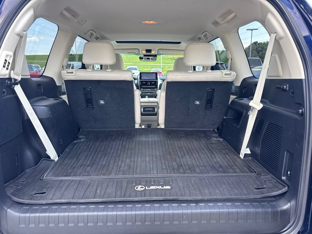 Used 2022 Lexus GX 460 Luxury w/ Sport Design Package AWD/4WD image 40