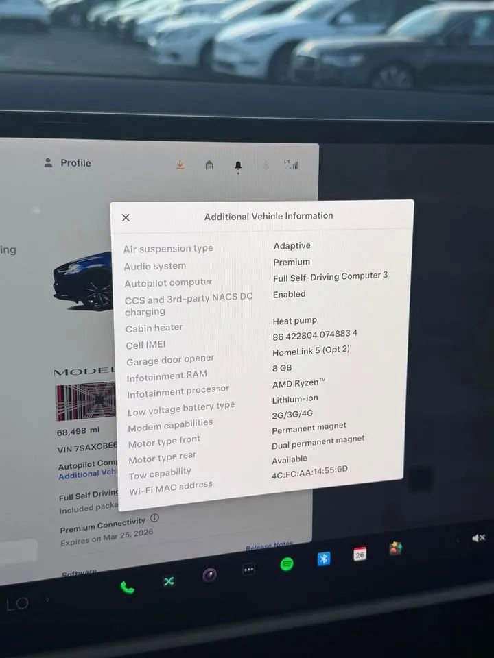 Used 2022 Tesla Model X Plaid image 12