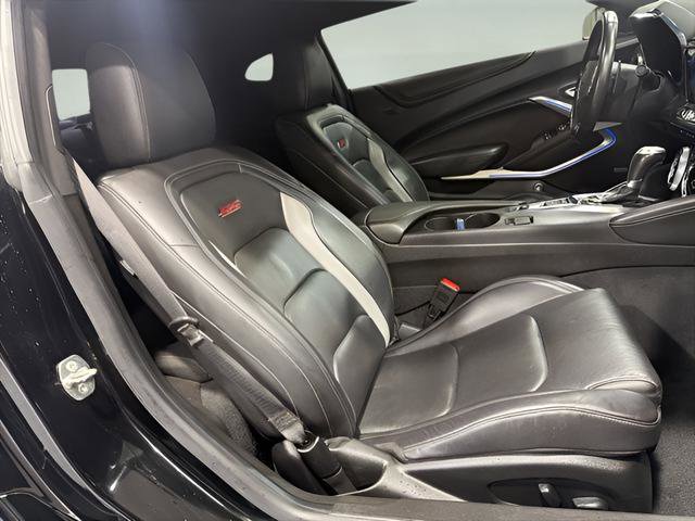 Used 2023 Chevrolet Camaro SS RWD image 17