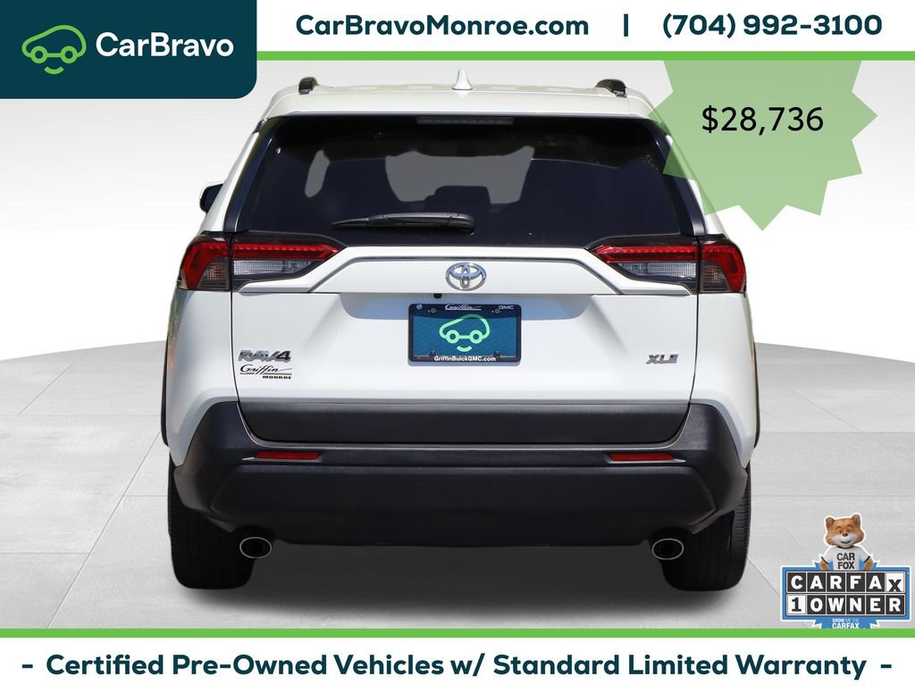 Used 2021 Toyota RAV4 XLE Premium FWD image 5