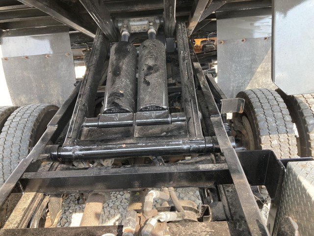 Used 2020 Ford F550 4x4 Regular Cab Super Duty image 22