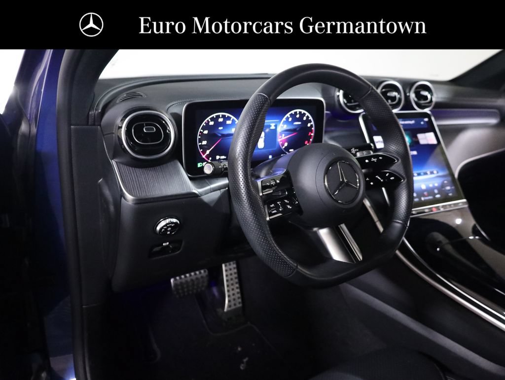 Used 2026 Mercedes-Benz GLC 300 4MATIC image 31