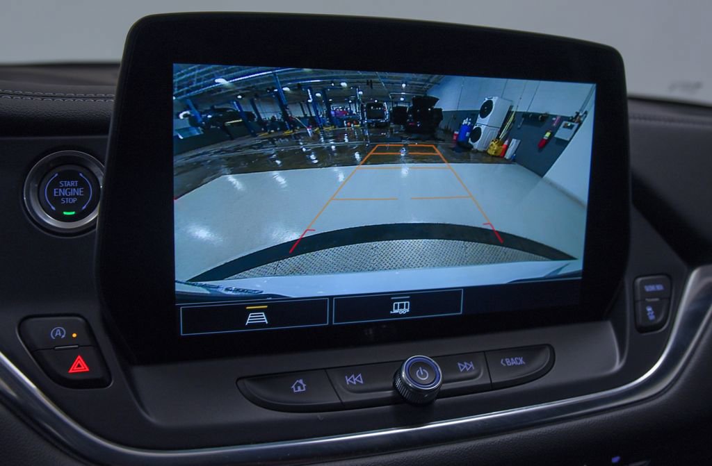 Used 2025 Chevrolet Blazer LT AWD/4WD image 22