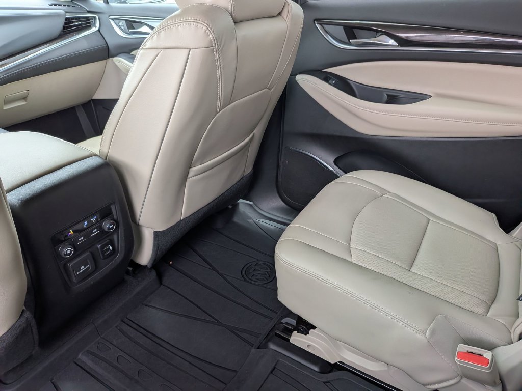 Used 2018 Buick Enclave Essence w/ Trailering Package AWD/4WD image 28
