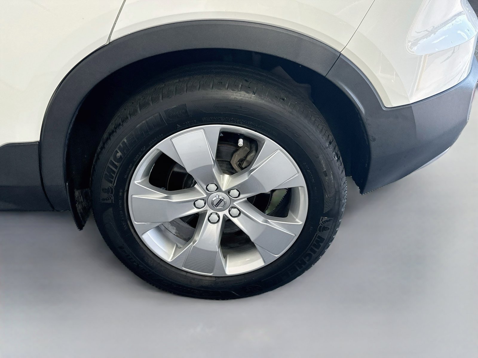 Used 2020 Volvo XC40 T5 Momentum AWD/4WD image 29