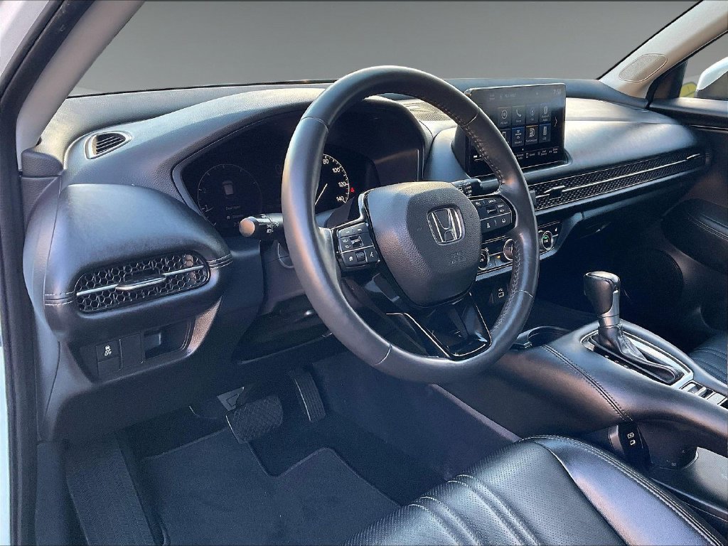 Used 2024 Honda HR-V EX-L image 8