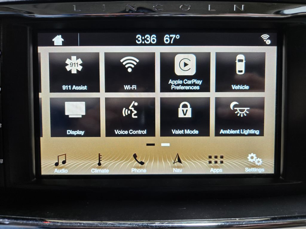 Used 2017 Lincoln Continental Reserve w/ Climate Package AWD/4WD image 22