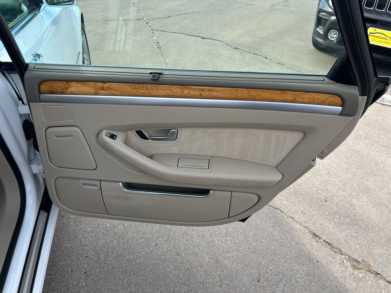 Used 2009 Audi A8 L 4.2 image 13