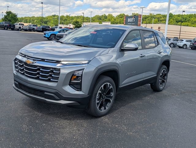 New 2026 Chevrolet Equinox LT FWD image 3