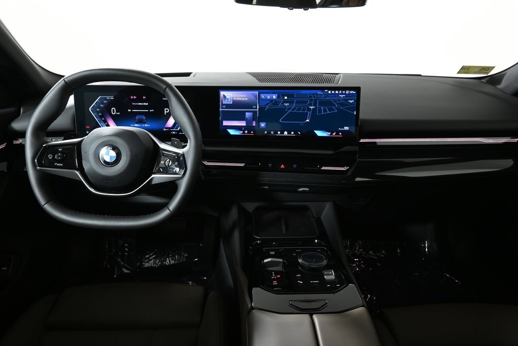 Certified 2026 BMW 530i xDrive AWD/4WD image 17
