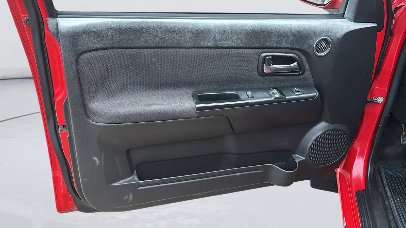 Used 2012 Chevrolet Colorado LT image 17