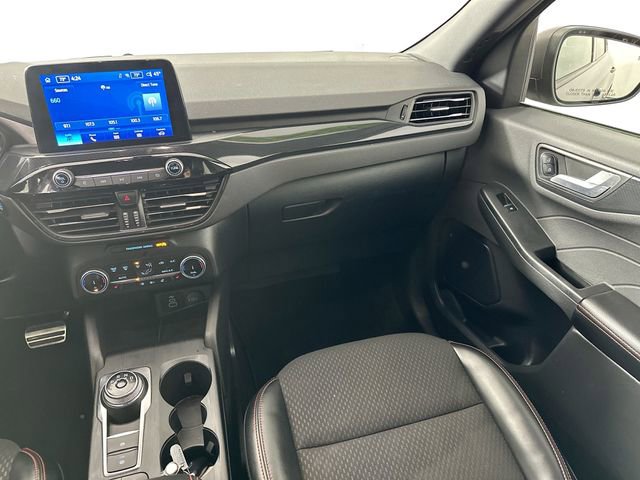 Used 2024 Ford Escape ST-Line image 26
