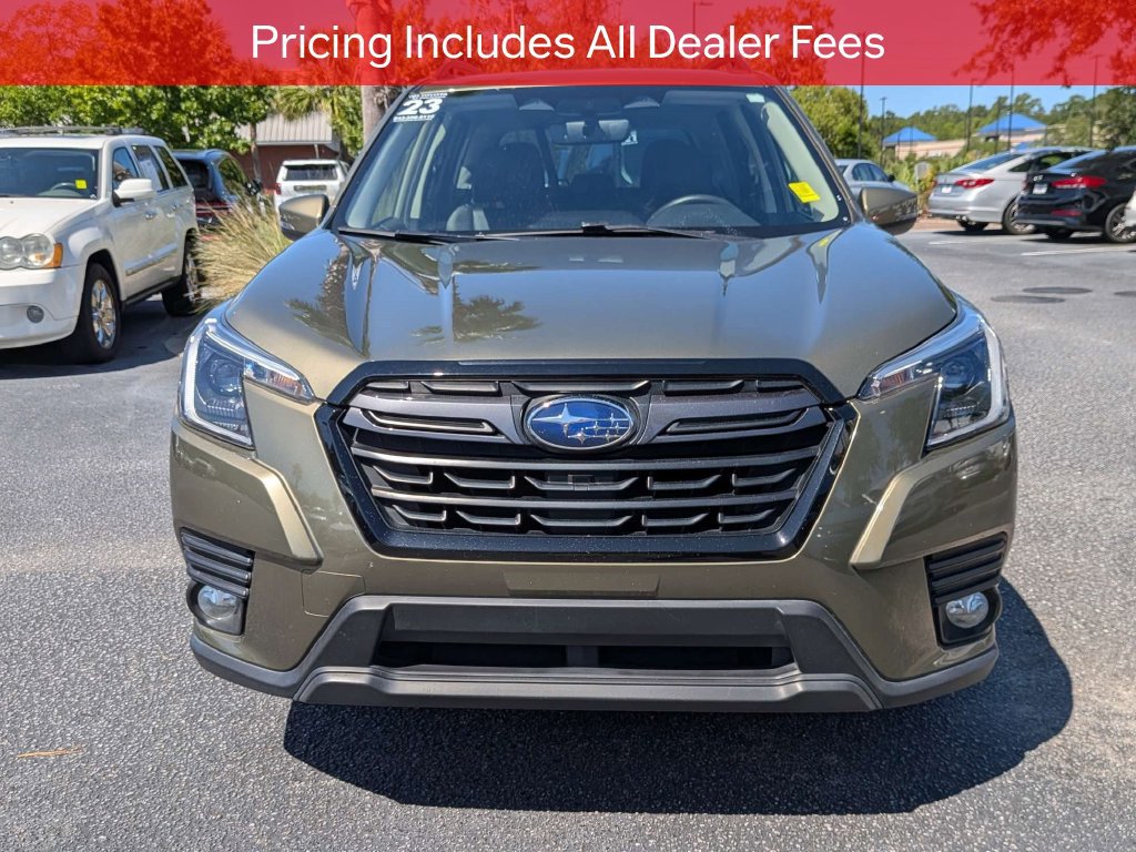 Used 2023 Subaru Forester Limited AWD/4WD image 9