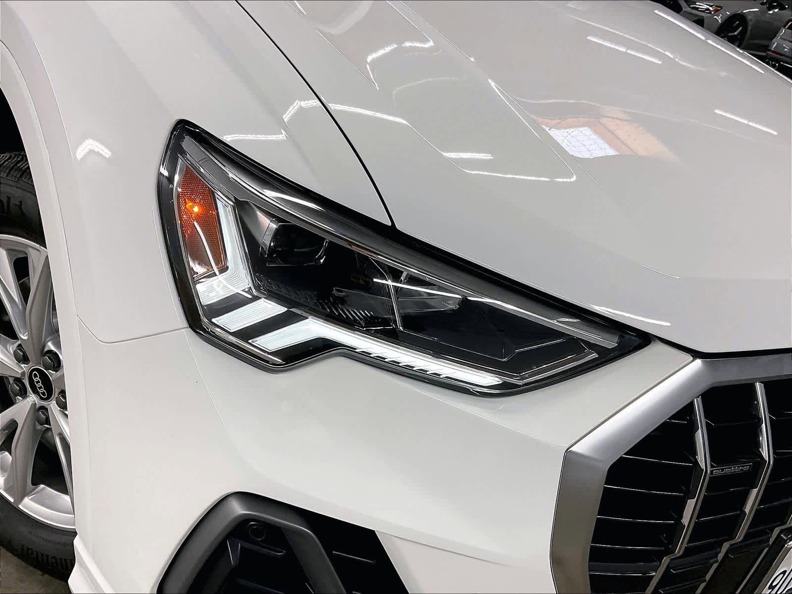Certified 2025 Audi Q3 2.0T Premium w/ Convenience Package AWD/4WD image 28