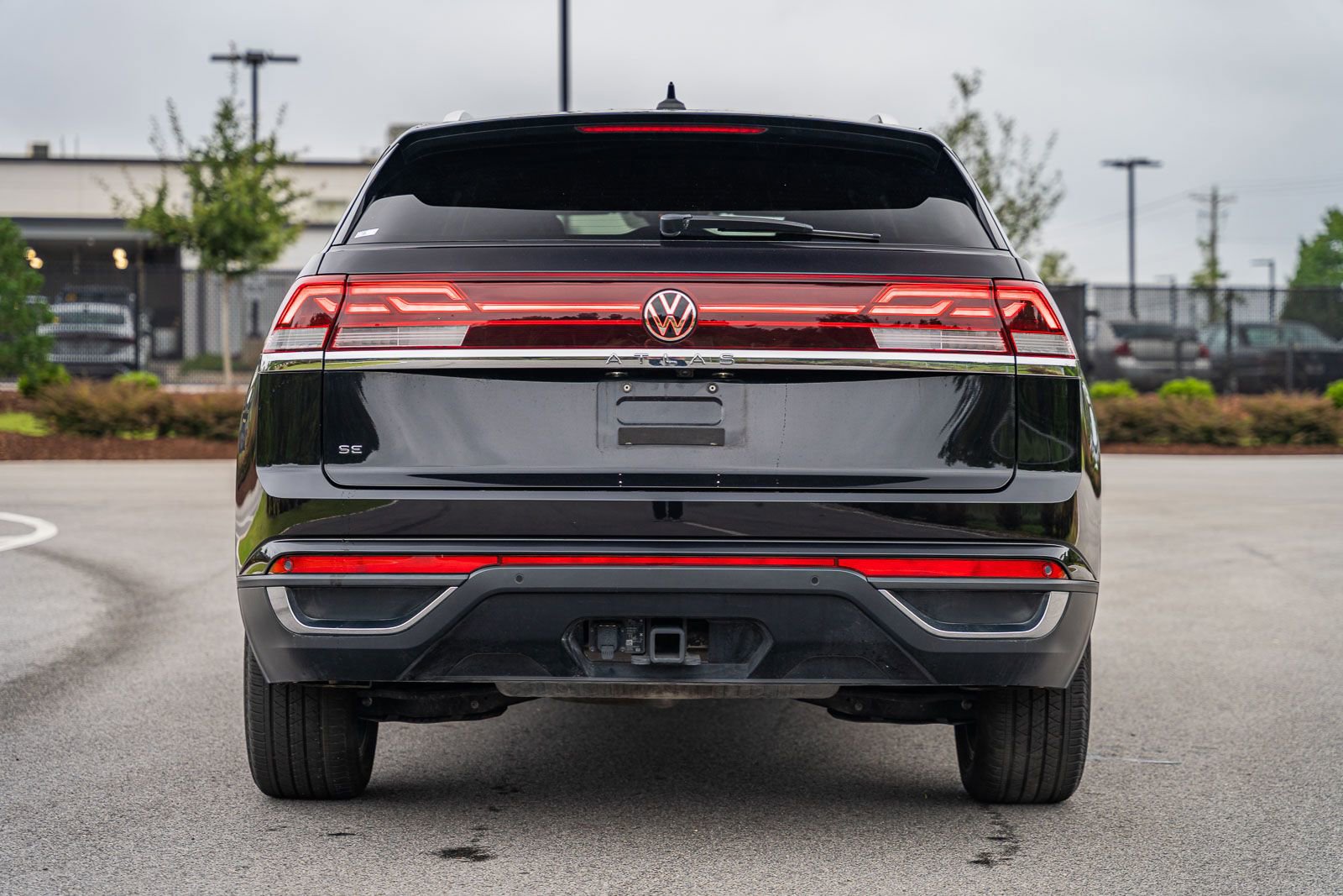 Used 2024 Volkswagen Atlas Cross Sport SE image 6