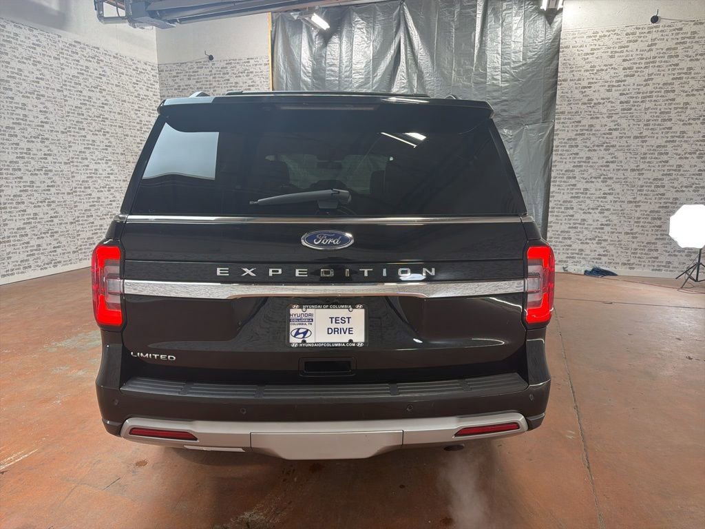 Used 2024 Ford Expedition Limited image 6