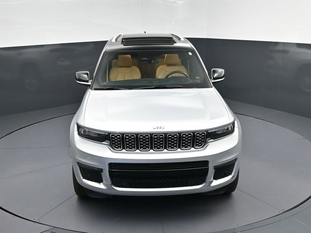 Used 2023 Jeep Grand Cherokee L Summit w/ Advanced Protech Group IV image 40