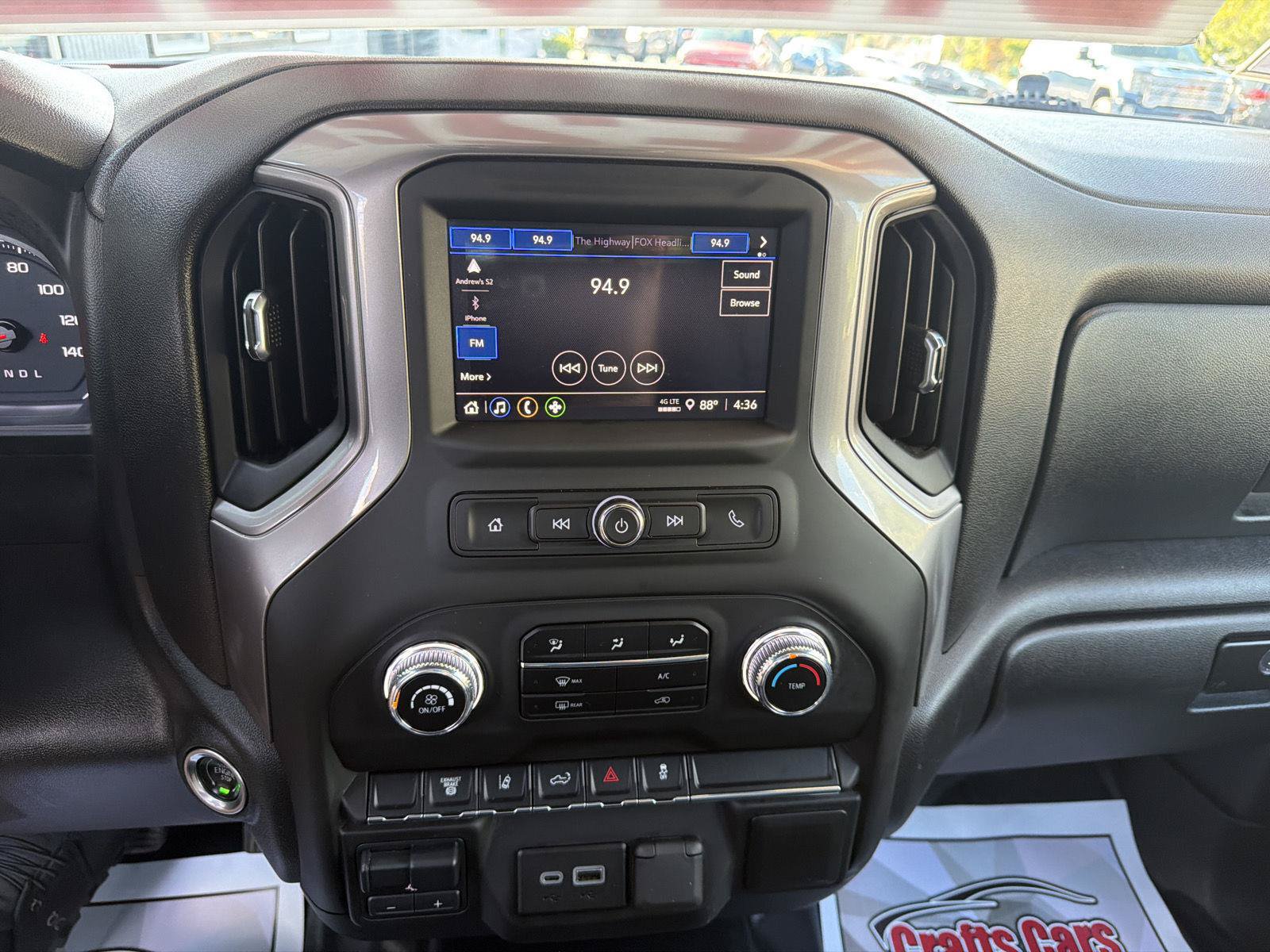 Used 2024 GMC Sierra 2500 Pro w/ Convenience Package AWD/4WD image 16