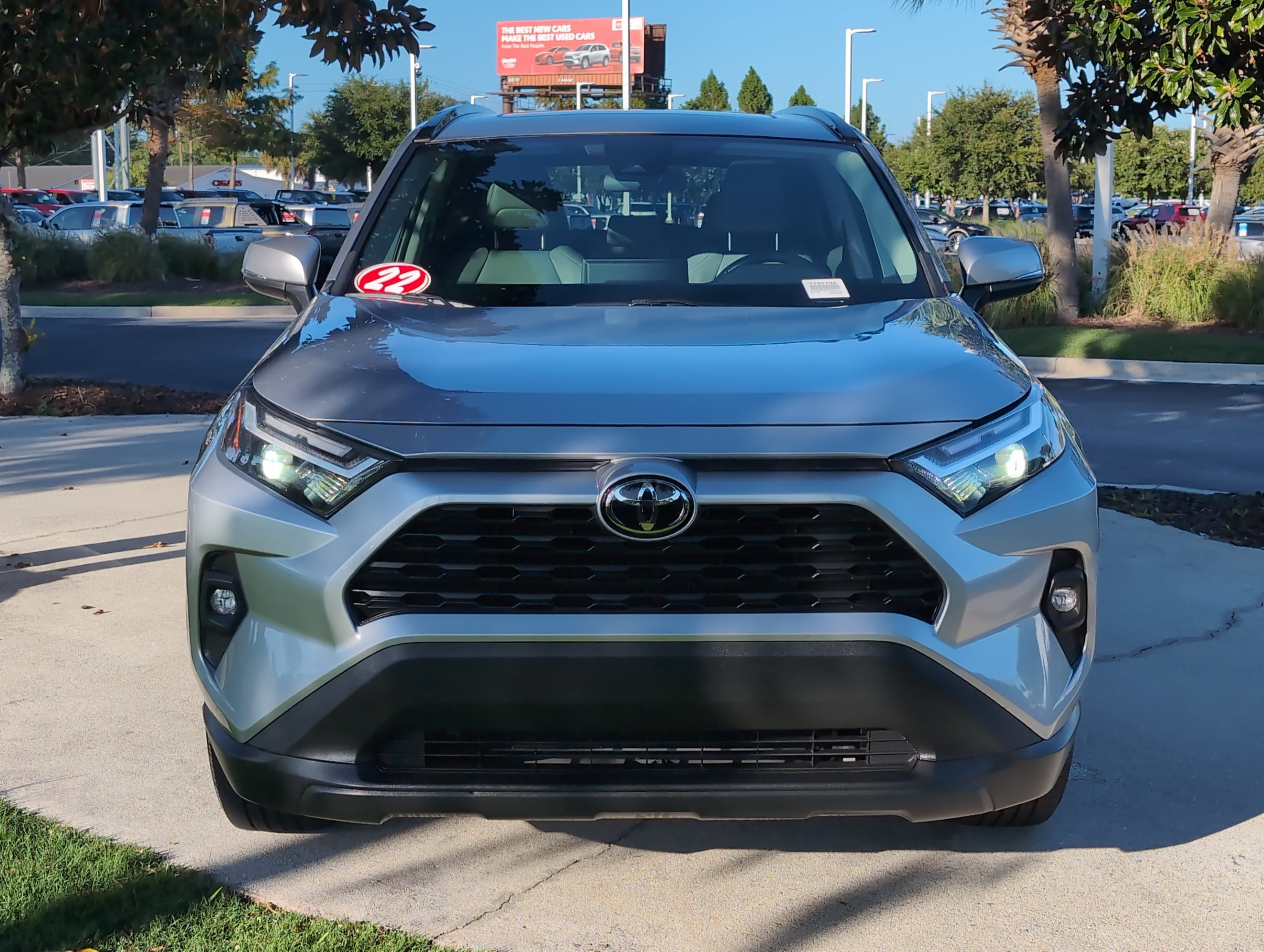 Certified 2022 Toyota RAV4 XLE Premium FWD image 3