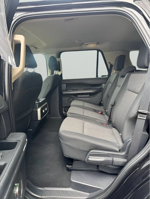 Used 2024 Ford Expedition XLT AWD/4WD image 22
