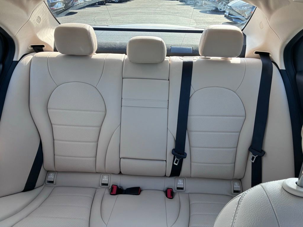 Used 2019 Mercedes-Benz C 300 4MATIC Sedan image 15