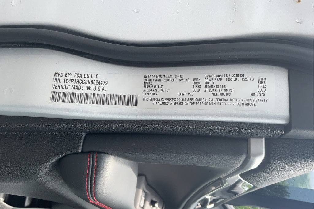 Used 2022 Jeep Grand Cherokee Trailhawk AWD/4WD image 25