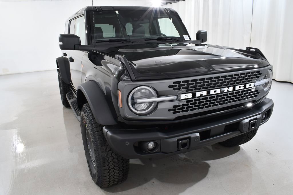 New 2025 Ford Bronco Badlands image 4