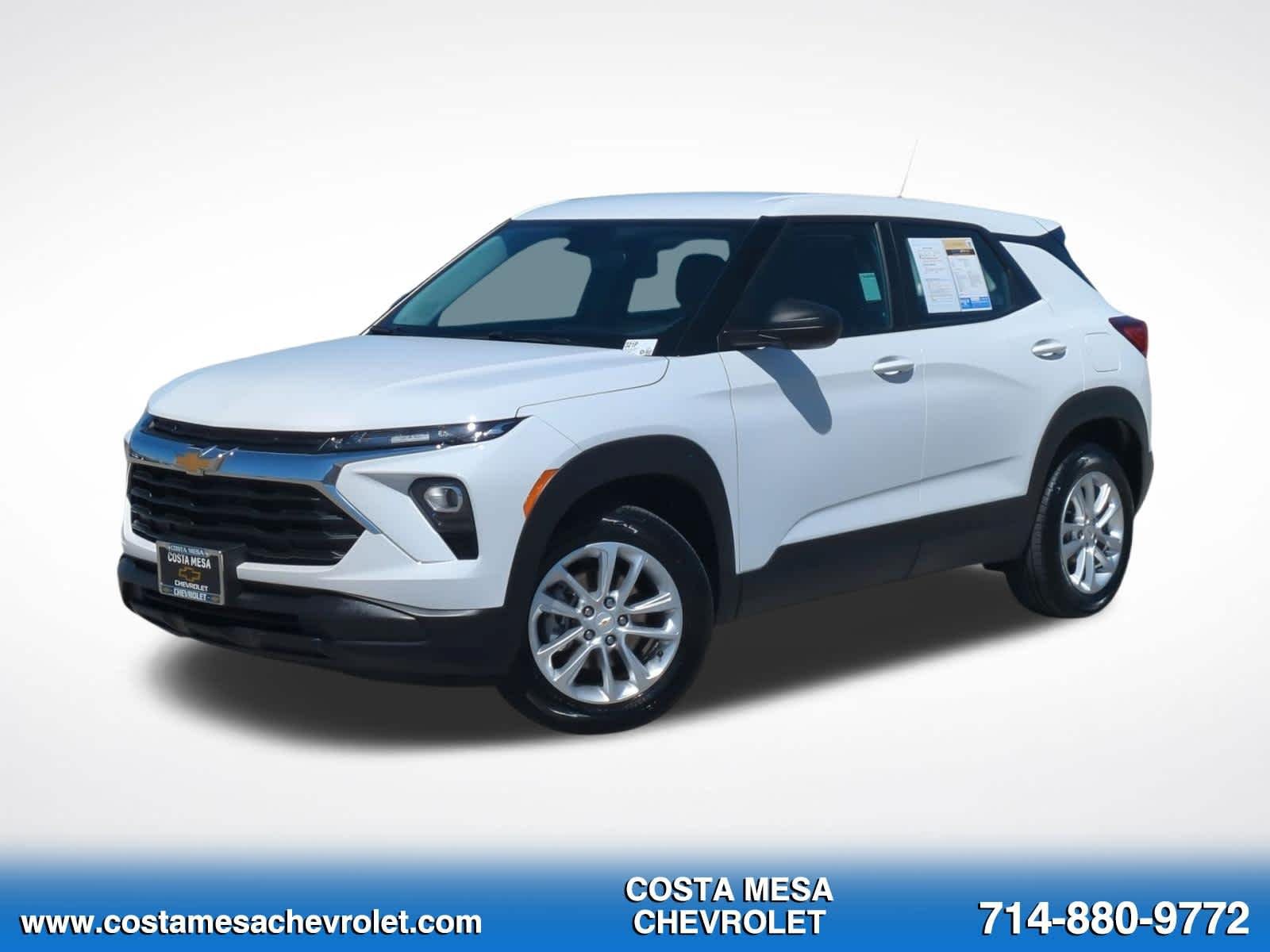 Used 2024 Chevrolet TrailBlazer LS FWD image 1