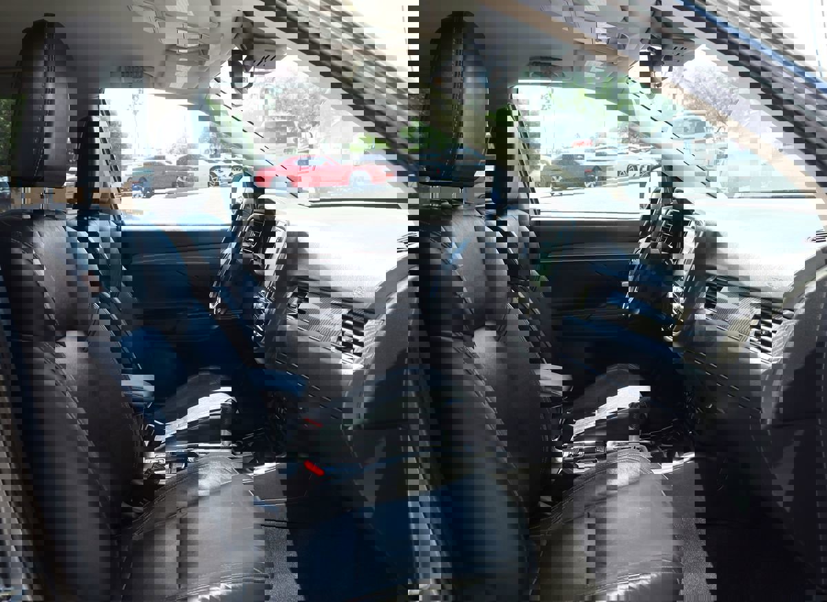 Used 2020 Mitsubishi Outlander SE image 37